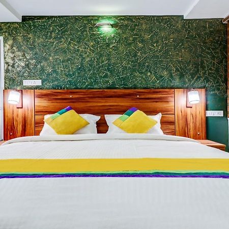 Itsy Hotels Dew Dreams Kochi ภายนอก รูปภาพ