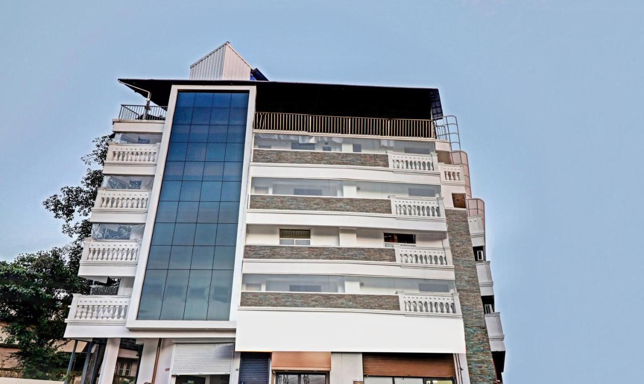 Itsy Hotels Dew Dreams Kochi ภายนอก รูปภาพ